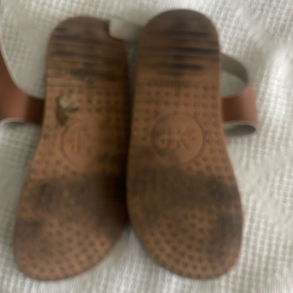 Freshly picked size 11 - Picture 3 of 3